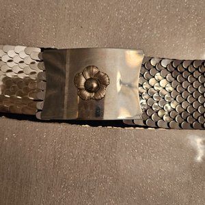Vintage 1970s Silver Scale Belt